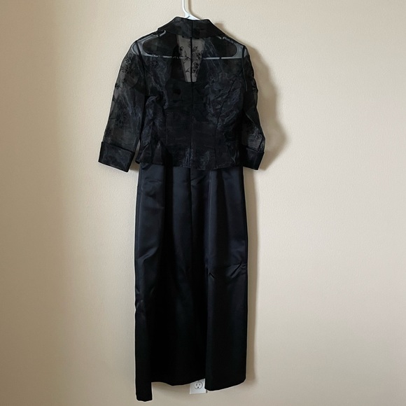 Alex Evenings Black Dress in 8P - Picture 2 of 3